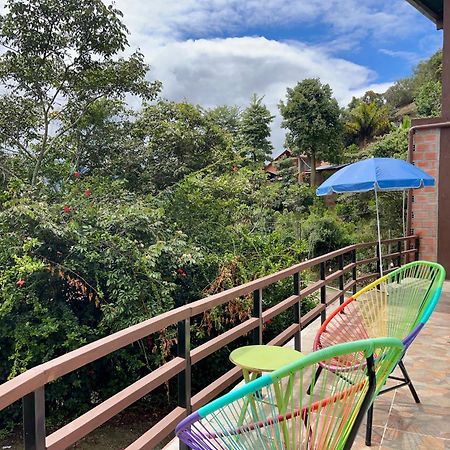 Villa Camila Hostel โคโรอิโค ภายนอก รูปภาพ