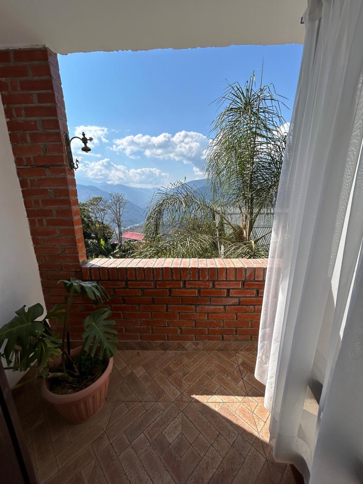 Villa Camila Hostel โคโรอิโค ภายนอก รูปภาพ