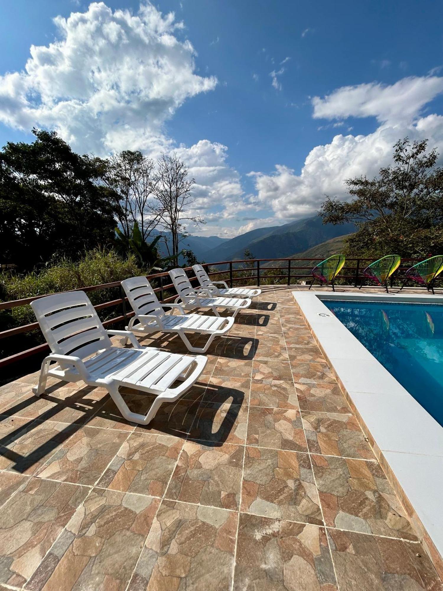 Villa Camila Hostel โคโรอิโค ภายนอก รูปภาพ