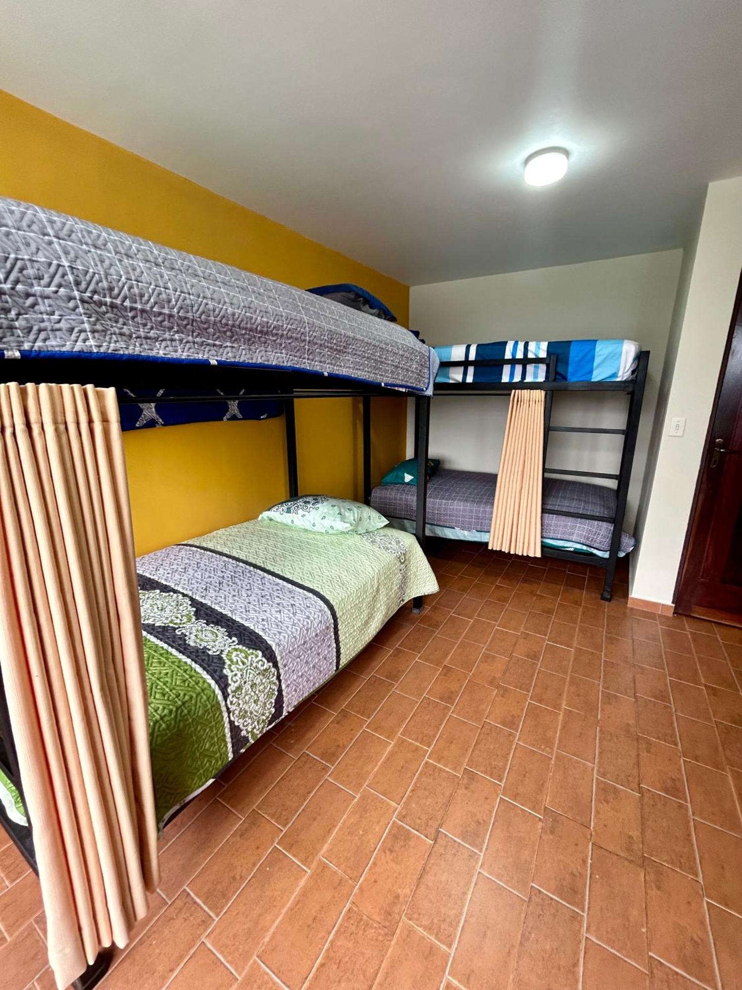 Villa Camila Hostel โคโรอิโค ภายนอก รูปภาพ