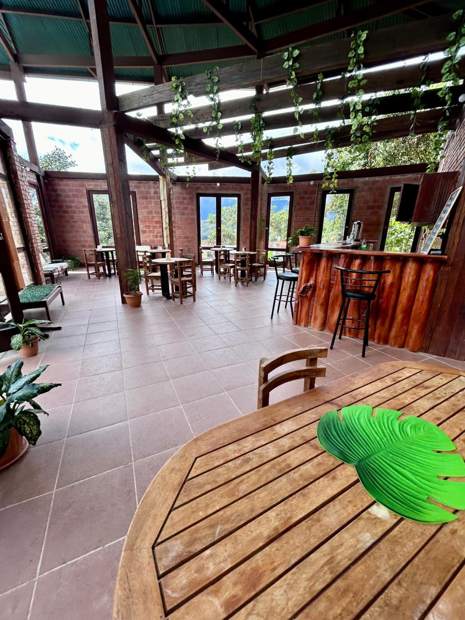 Villa Camila Hostel โคโรอิโค ภายนอก รูปภาพ
